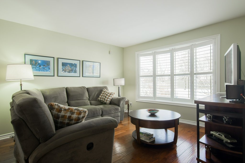 904 NOTTINGHILL Avenue, Kingston, Ontario, Canada