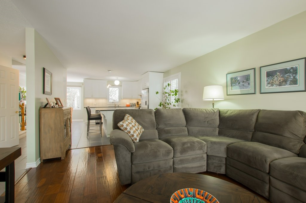 904 NOTTINGHILL Avenue, Kingston, Ontario, Canada