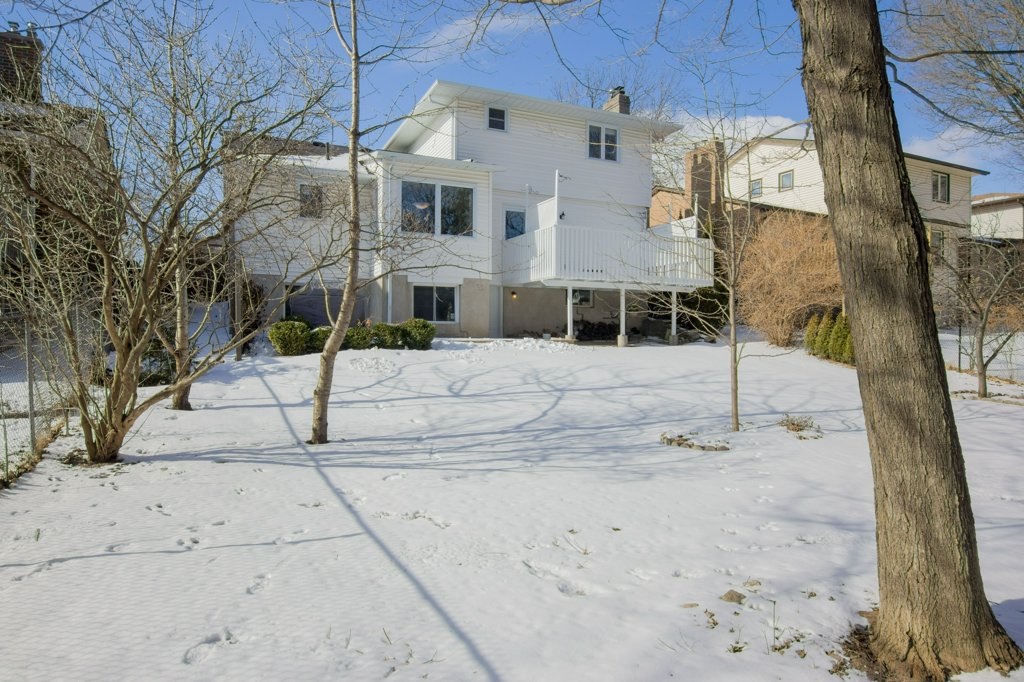 904 NOTTINGHILL Avenue, Kingston, Ontario, Canada