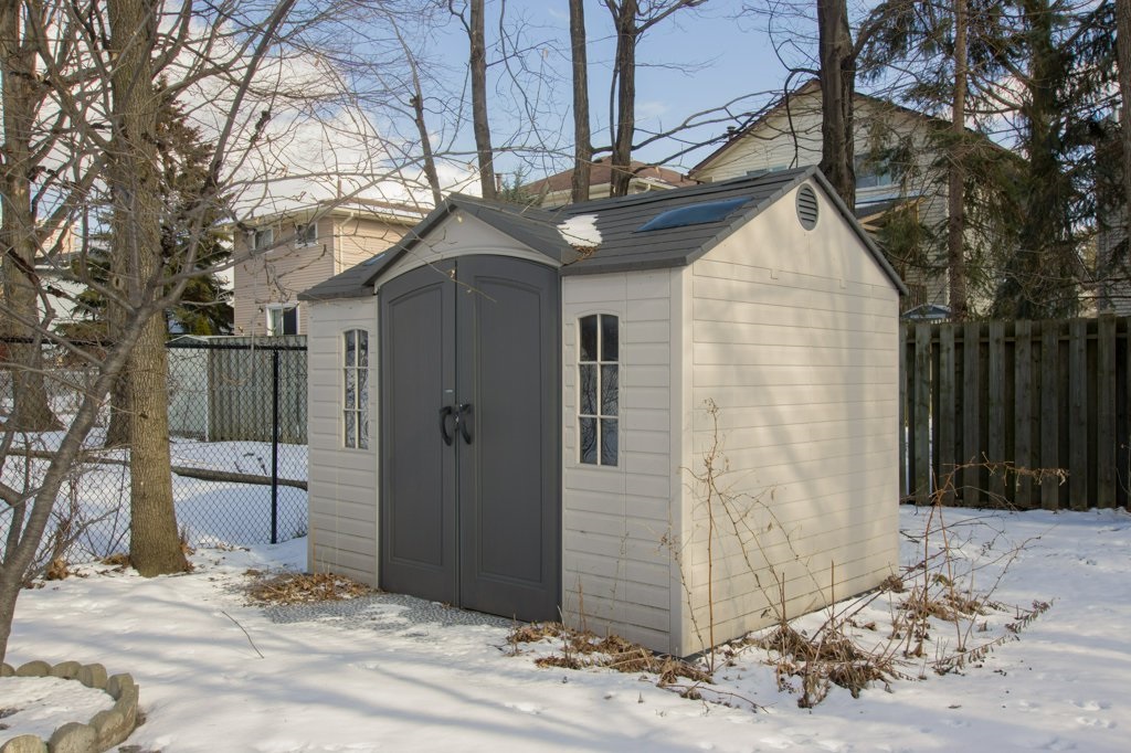 904 NOTTINGHILL Avenue, Kingston, Ontario, Canada