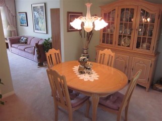 1042 SMALE CRT, Kingston, Ontario, Canada