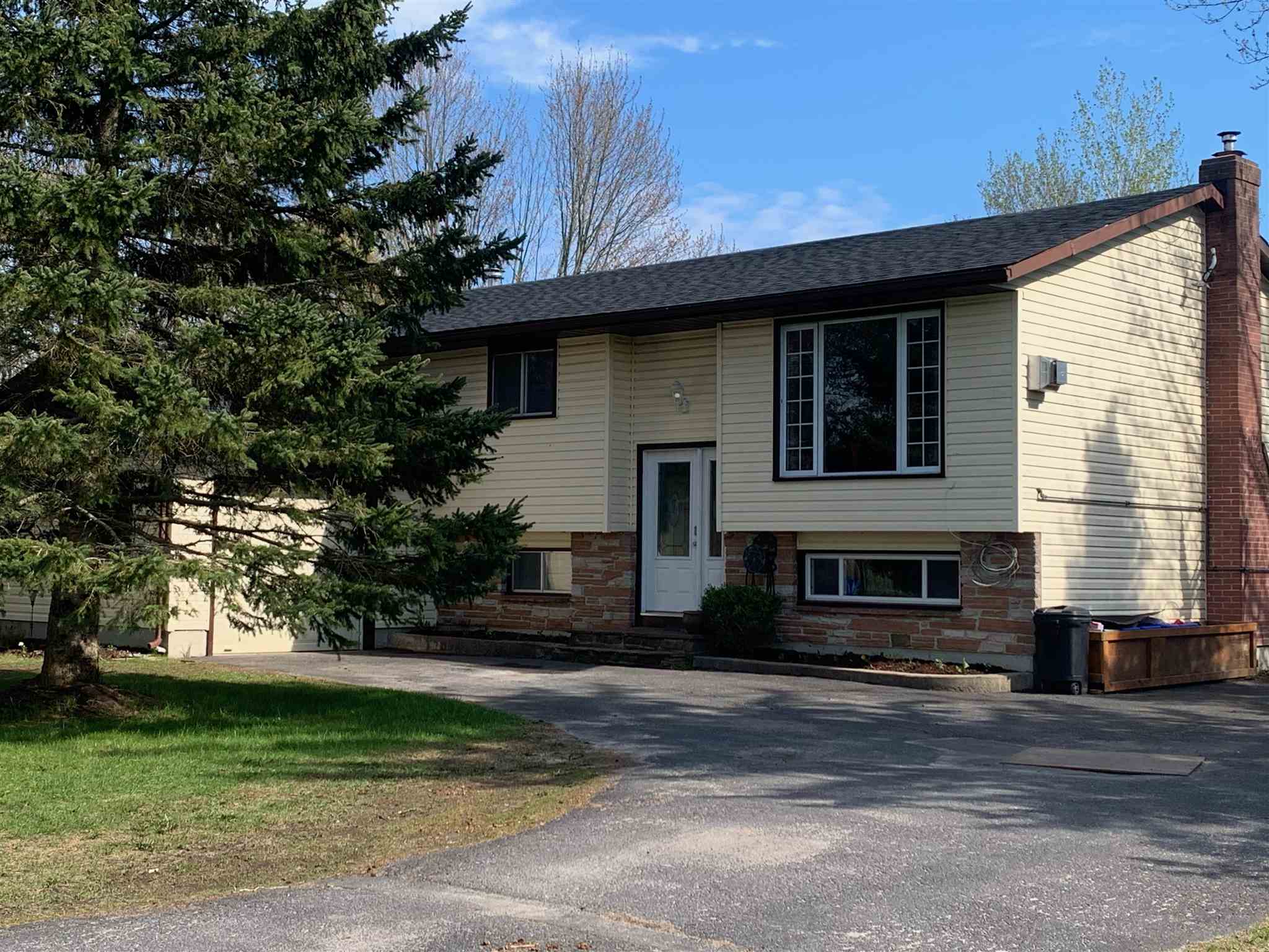 4124 Henderson Road, South Frontenac Ontario, Canada