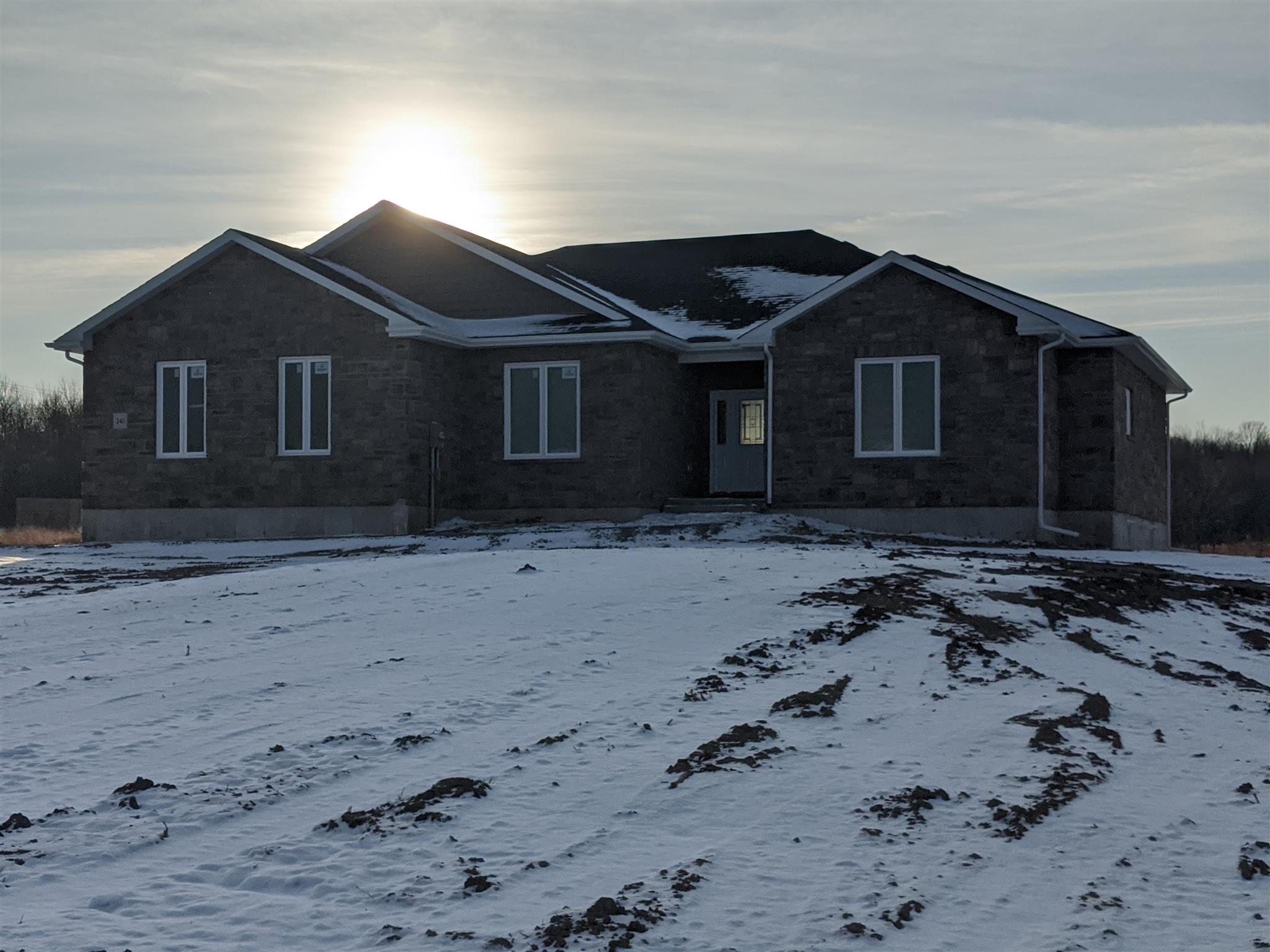 241 Mann Drive, Kingston Ontario, Canada