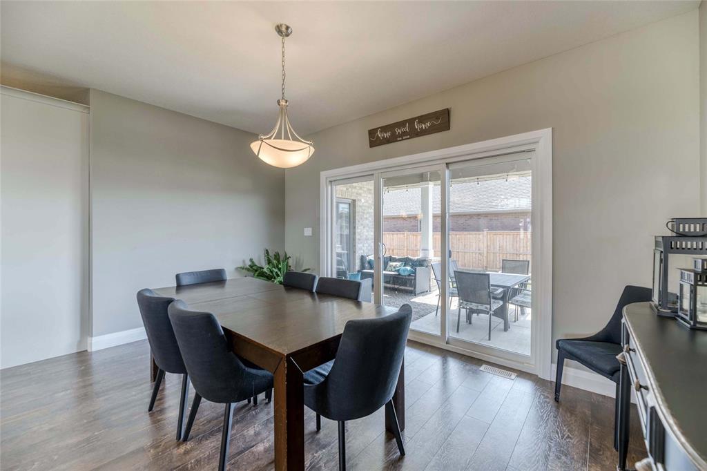 113 LIZUCHA Drive, Sarnia, Ontario, Canada
