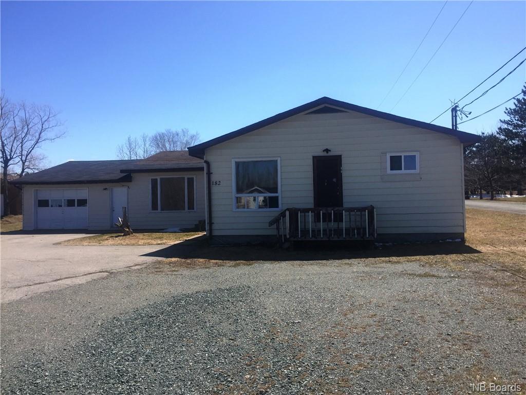 182 Principale Street, Pointe Verte New Brunswick, Canada