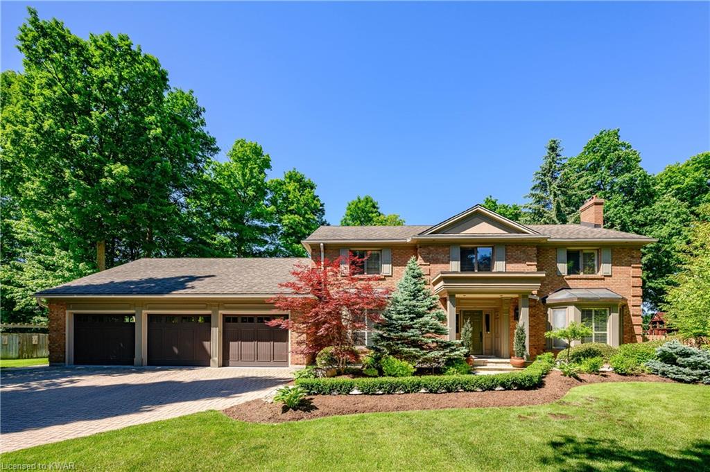585 EASTGATE Walk, Waterloo, Ontario, Canada