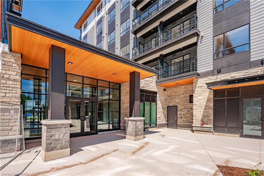 251 NORTHFIELD Drive E Unit# 216, Waterloo, Ontario, Canada