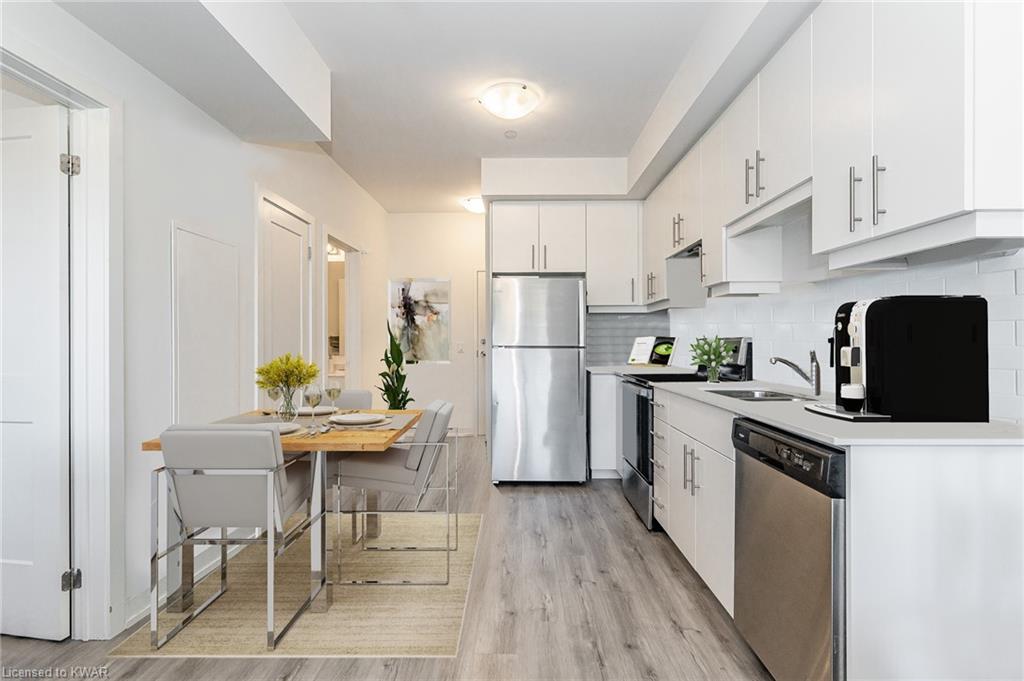 251 NORTHFIELD Drive E Unit# 216, Waterloo, Ontario, Canada