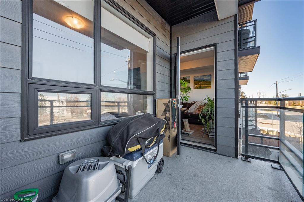 251 NORTHFIELD Drive E Unit# 216, Waterloo, Ontario, Canada