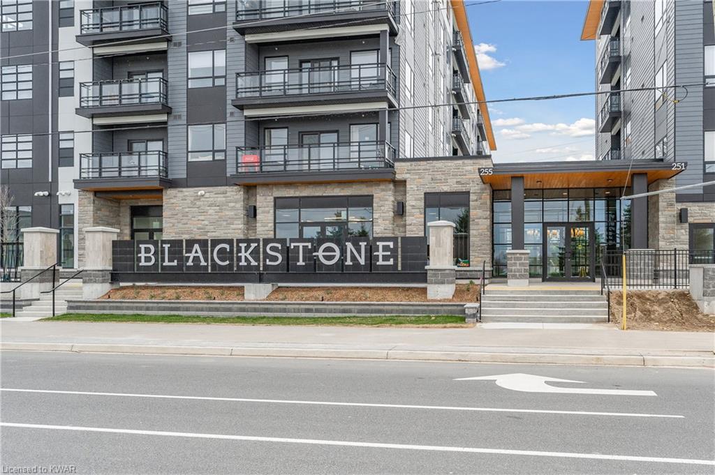 251 NORTHFIELD Drive E Unit# 216, Waterloo, Ontario, Canada