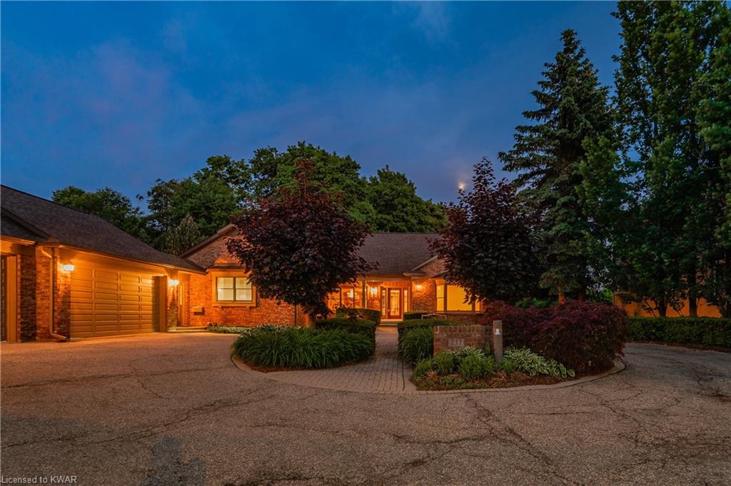 237 OLD ABBEY Road, Waterloo, Ontario, Canada