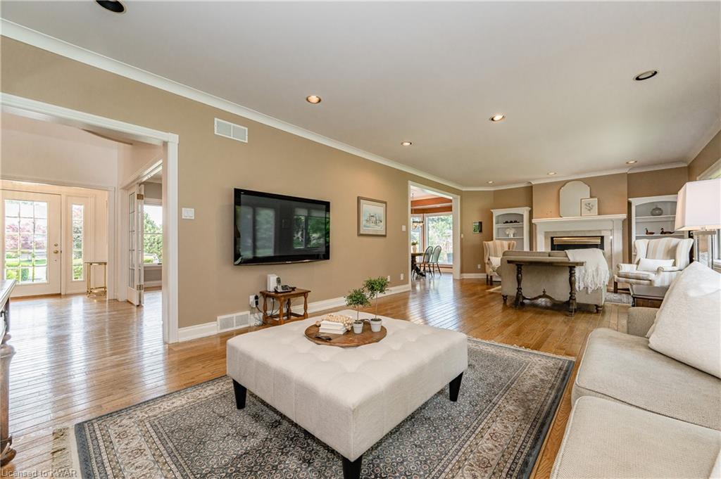 237 OLD ABBEY Road, Waterloo, Ontario, Canada