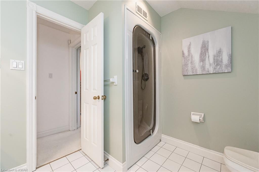237 OLD ABBEY Road, Waterloo, Ontario, Canada