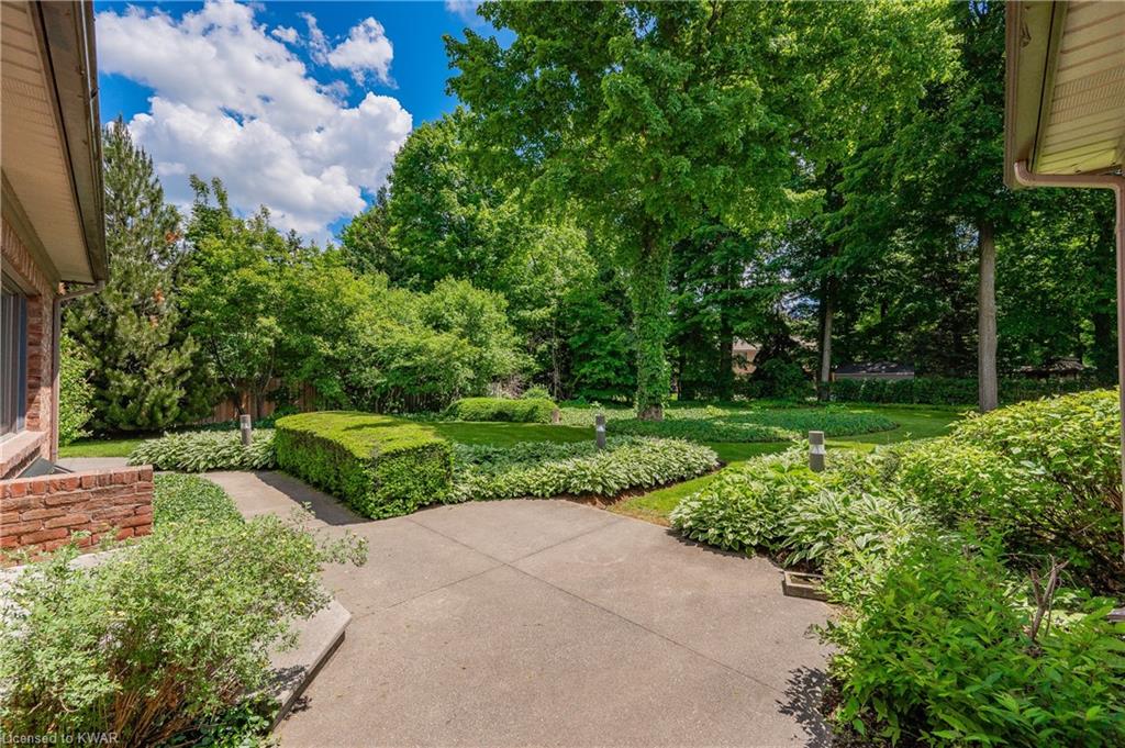 237 OLD ABBEY Road, Waterloo, Ontario, Canada
