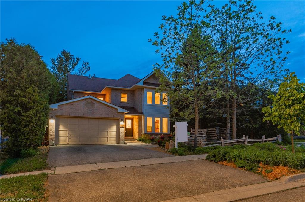 166 LENNOX Crescent, Kitchener, Ontario, Canada