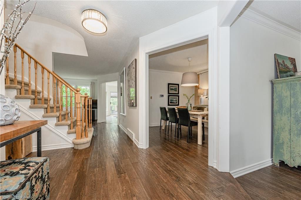 166 LENNOX Crescent, Kitchener, Ontario, Canada