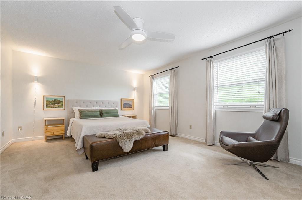 166 LENNOX Crescent, Kitchener, Ontario, Canada