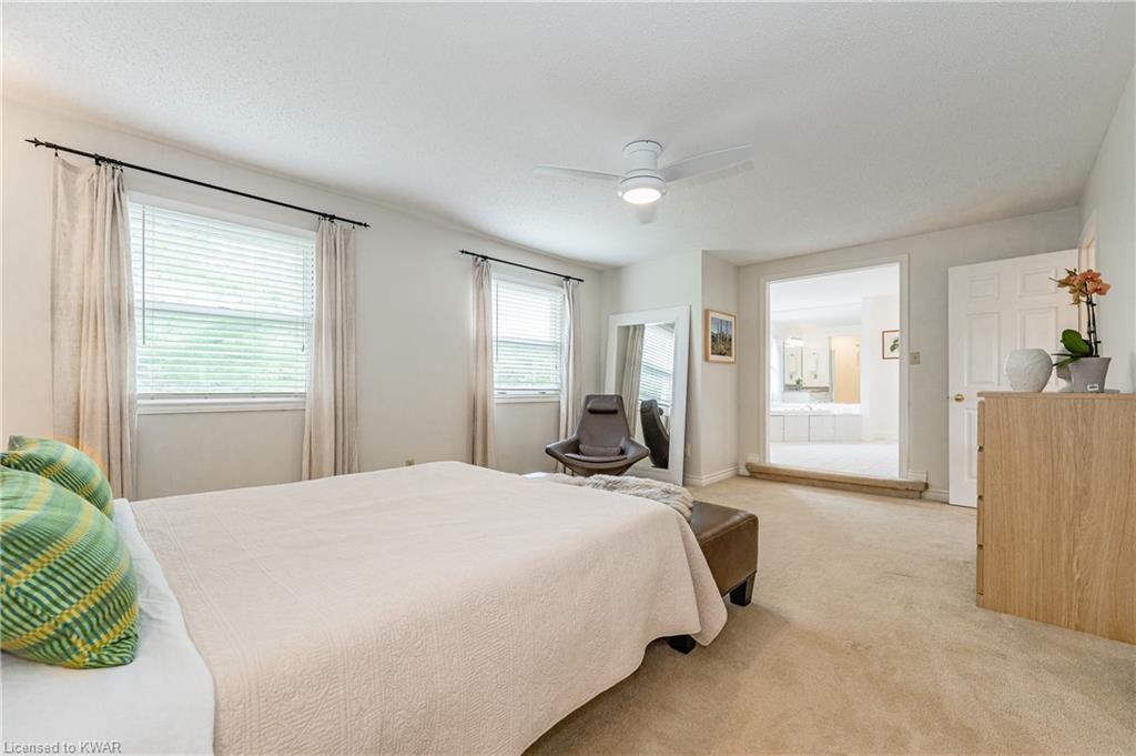 166 LENNOX Crescent, Kitchener, Ontario, Canada