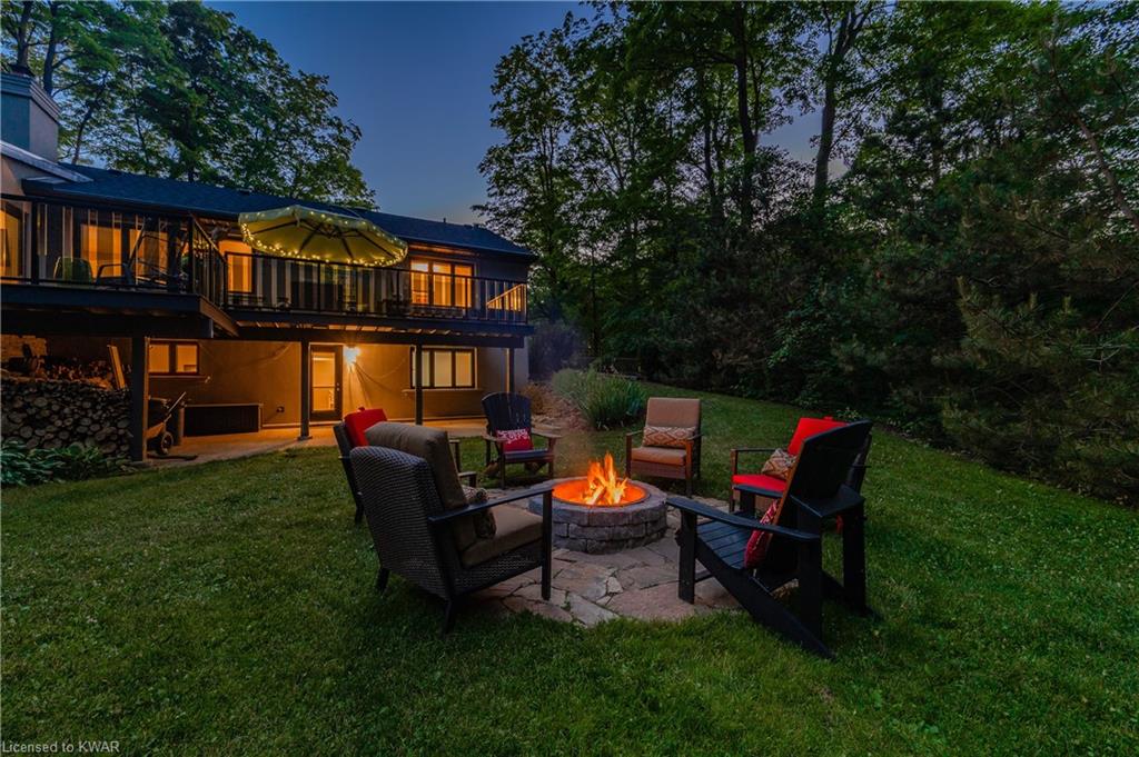 390 PINNACLE Drive, Kitchener, Ontario, Canada