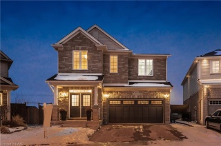 366 BAMBERG Crescent, Waterloo Ontario, Canada