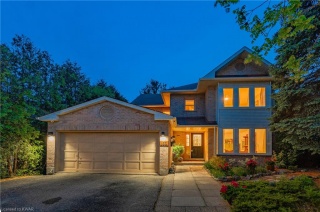 166 LENNOX Crescent, Kitchener Ontario, Canada