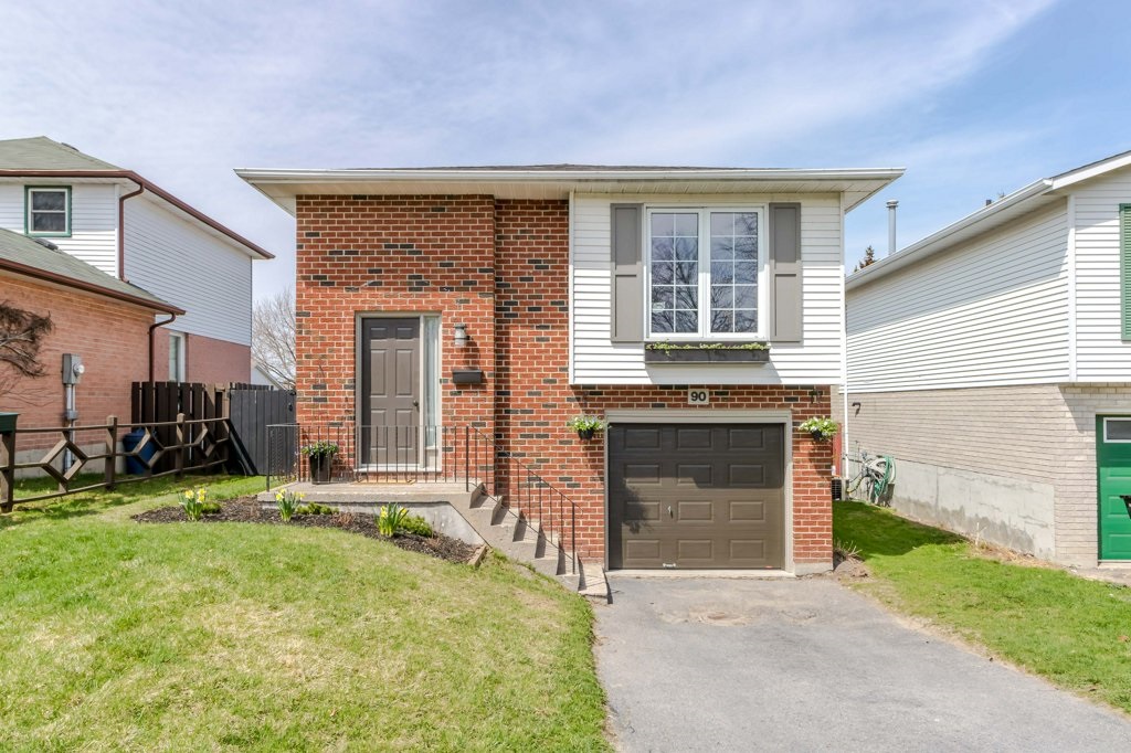 90 Grenadier Drive, Kingston Ontario, Canada