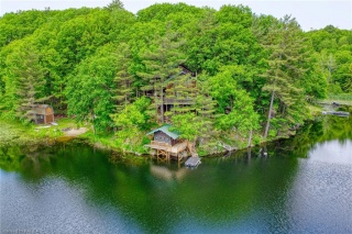2368 LITTLE LONG LAKE Road, Sydenham Ontario, Canada