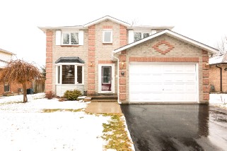 5 CHARTWELL CRES, Kingston Ontario, Canada