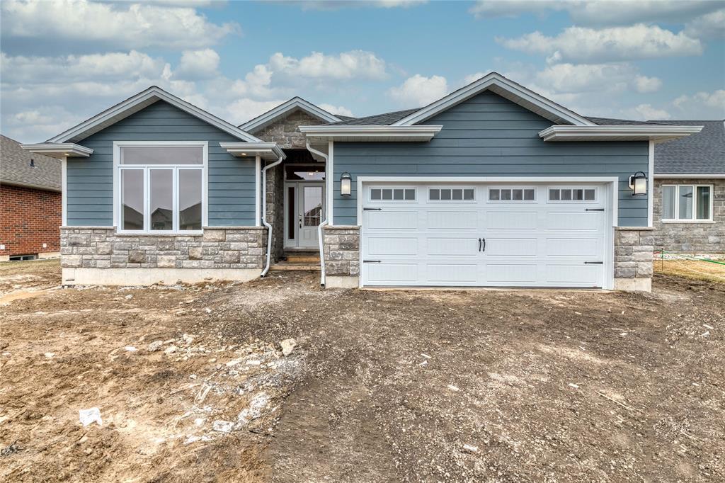 LOT 68 MIA Lane, Plympton-Wyoming Ontario, Canada