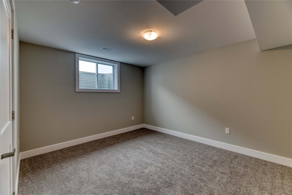 LOT 68 MIA Lane, Plympton-Wyoming Ontario, Canada