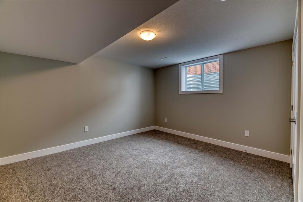 LOT 68 MIA Lane, Plympton-Wyoming Ontario, Canada