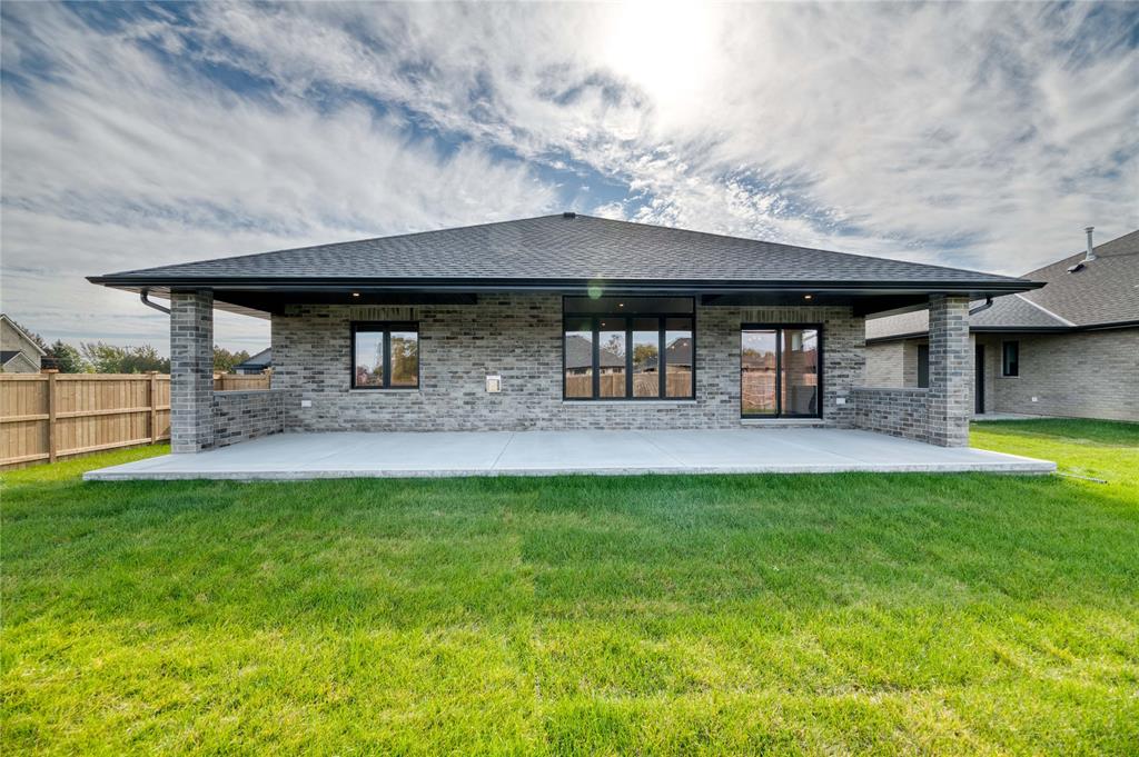 6803 GRIFFIN Drive, Plympton-Wyoming, Ontario, Canada