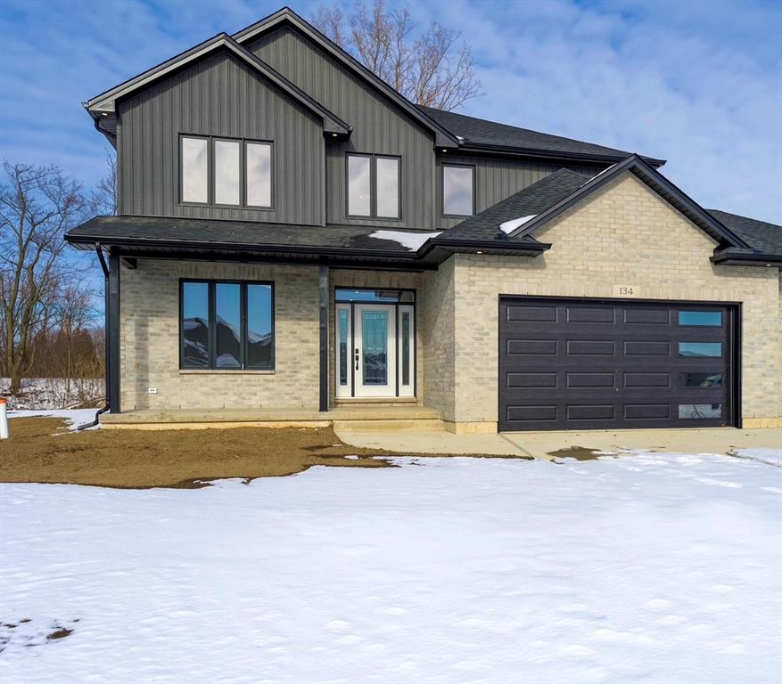 3524 Paul Crescent, Plympton-wyoming Ontario, Canada