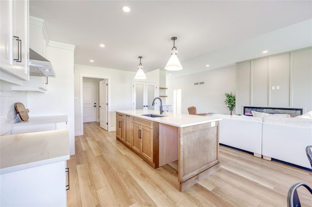 6711 SHAKER Lane, Plympton-Wyoming, Ontario, Canada photo 12