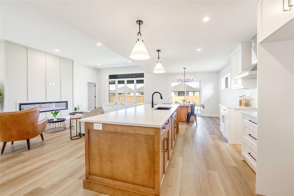 6711 SHAKER Lane, Plympton-Wyoming, Ontario, Canada photo 14