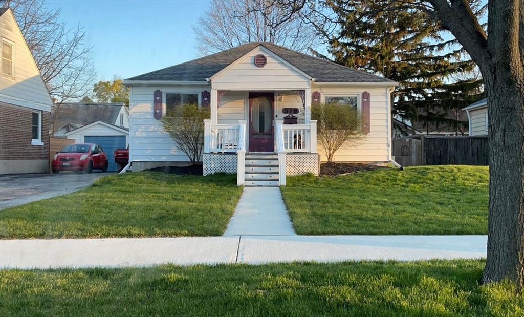 379 CAMERON Street, Sarnia, Ontario, Canada photo 2