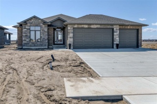 6794 GRIFFIN Drive, Plympton-Wyoming Ontario, Canada