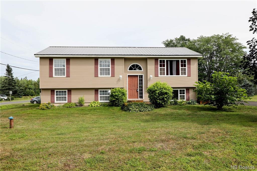 2 Perry Street, Lincoln New Brunswick, Canada