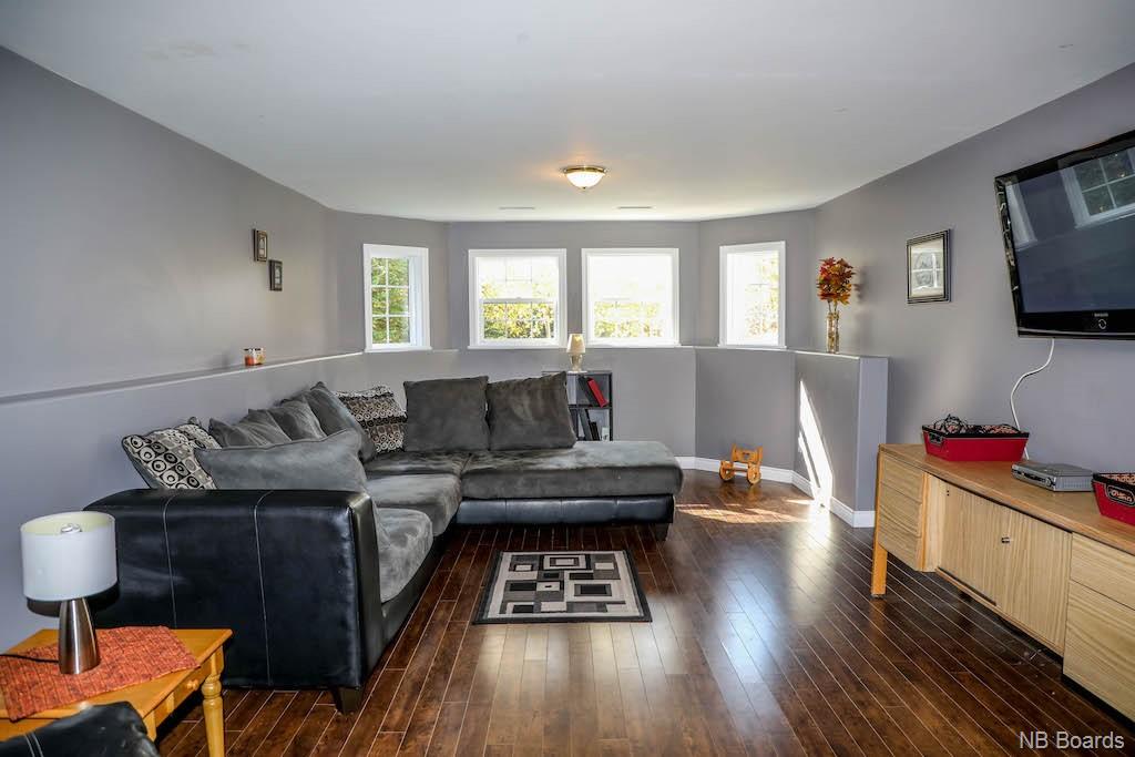 152 Claudie Road, Fredericton New Brunswick, Canada