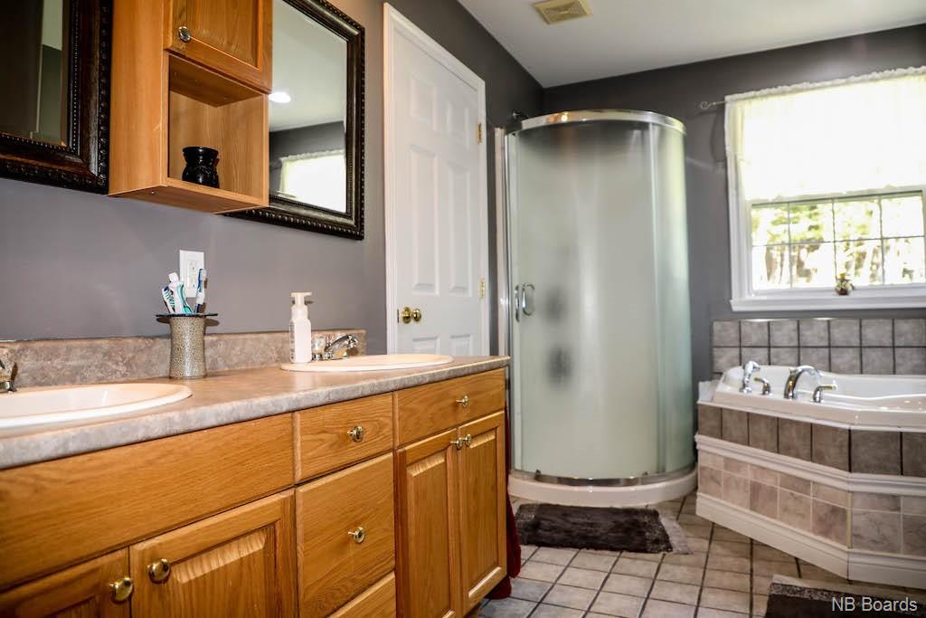 152 Claudie Road, Fredericton New Brunswick, Canada