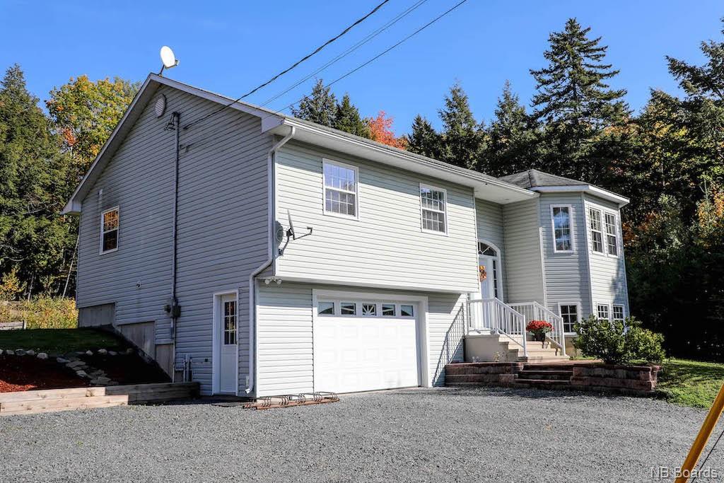 152 Claudie Road, Fredericton New Brunswick, Canada