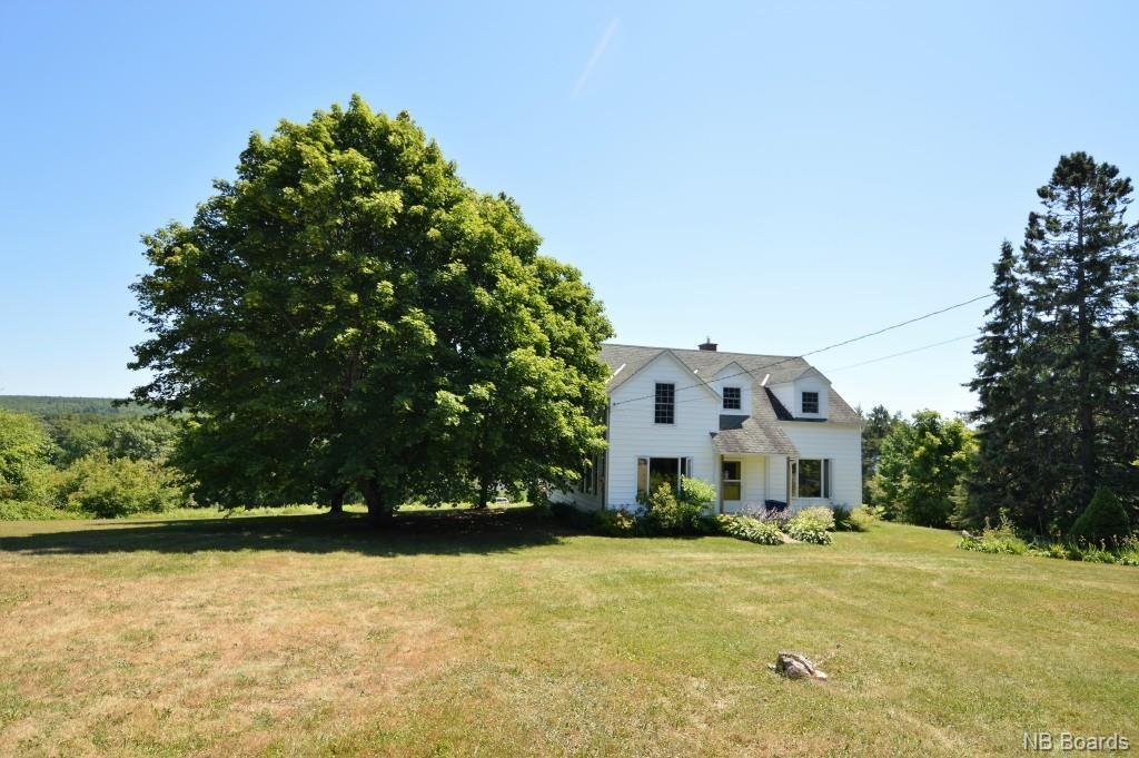 2223 Lakeview Road, Cambridge Narrows New Brunswick, Canada