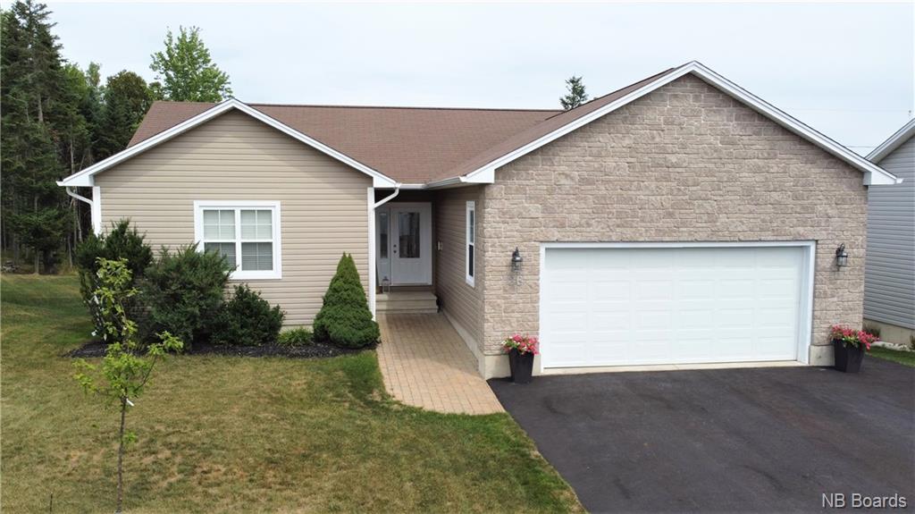 26 Foxhound Court, Fredericton New Brunswick, Canada