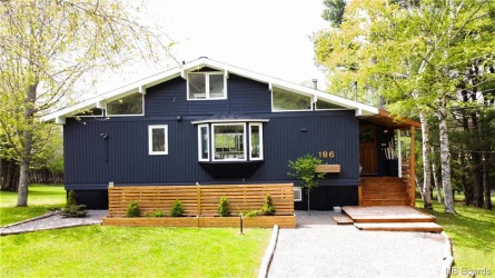 186 Mactaquac Heights, Fredericton, New Brunswick, Canada