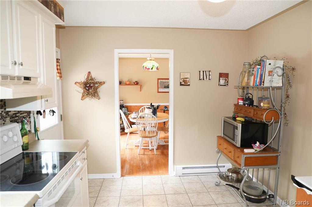 4 Jupiter Crescent, Hanwell, New Brunswick, Canada