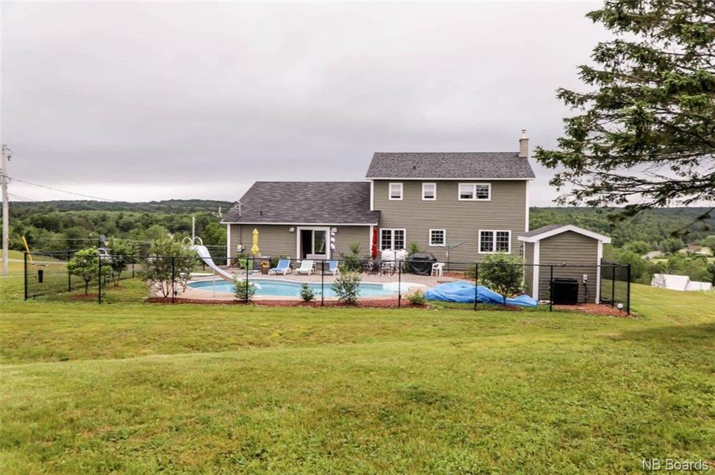 328 River Street, Fredericton, New Brunswick, Canada