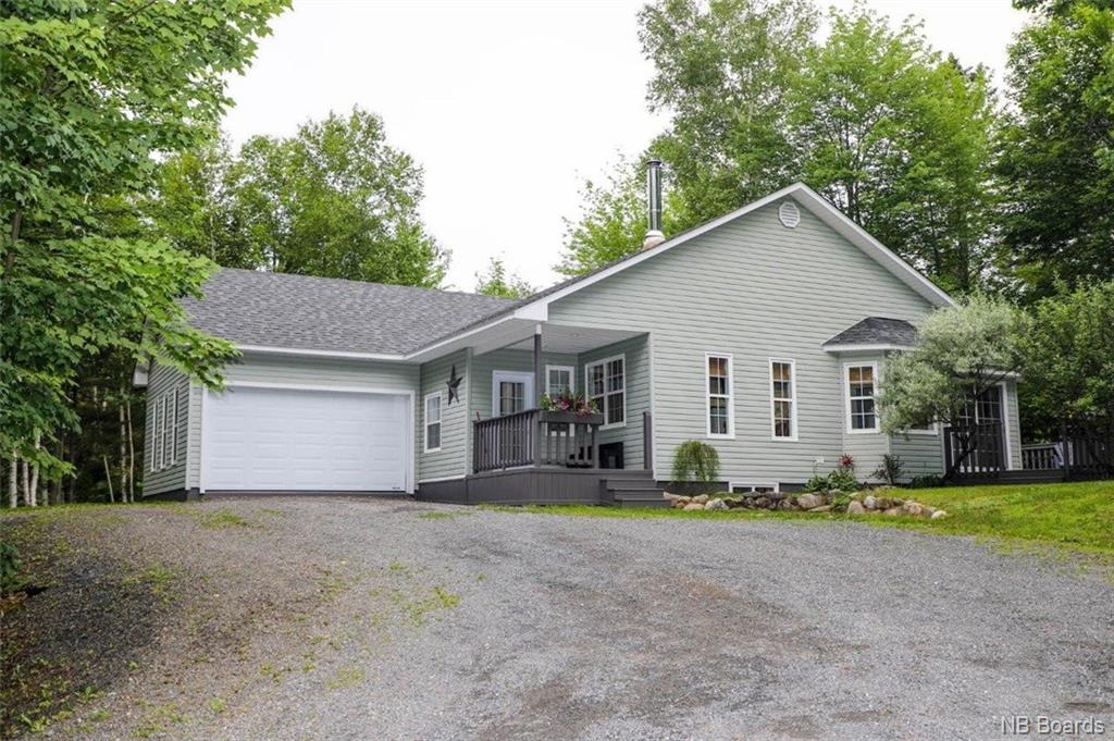 9 Woodmere Drive, Upper Kingsclear, New Brunswick, Canada