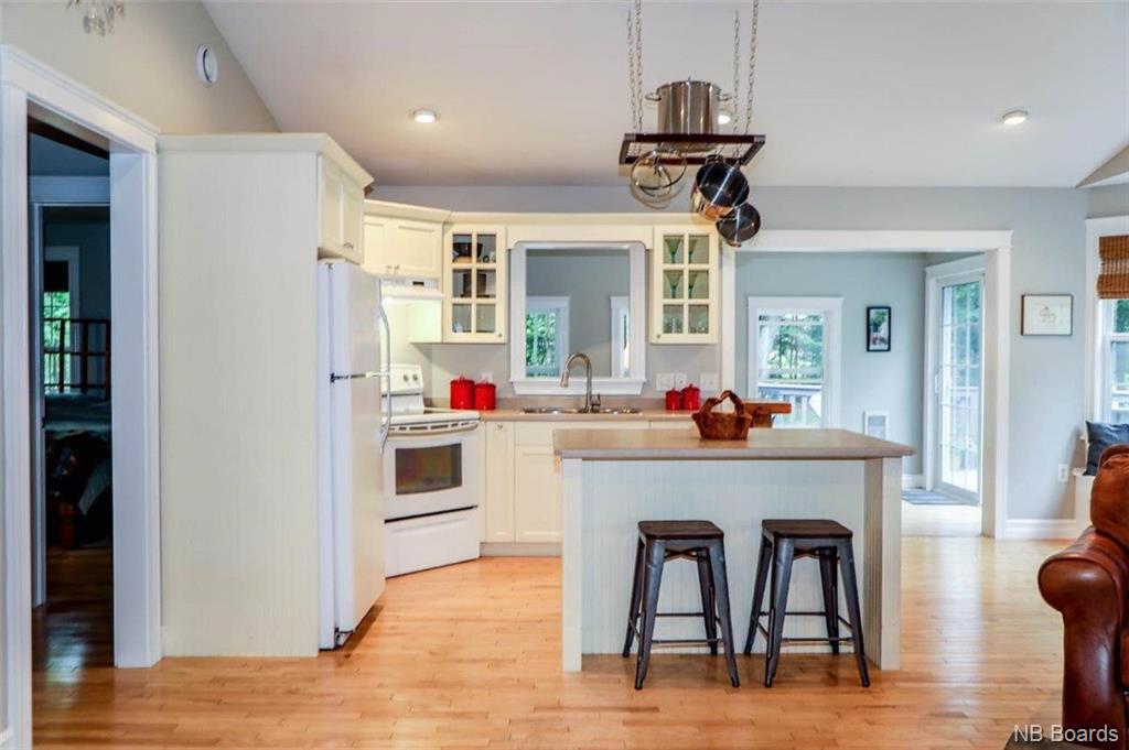 9 Woodmere Drive, Upper Kingsclear, New Brunswick, Canada
