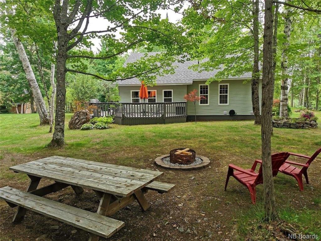 9 Woodmere Drive, Upper Kingsclear, New Brunswick, Canada