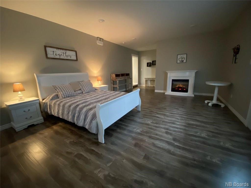 6484 Route 8, Ludlow, New Brunswick, Canada